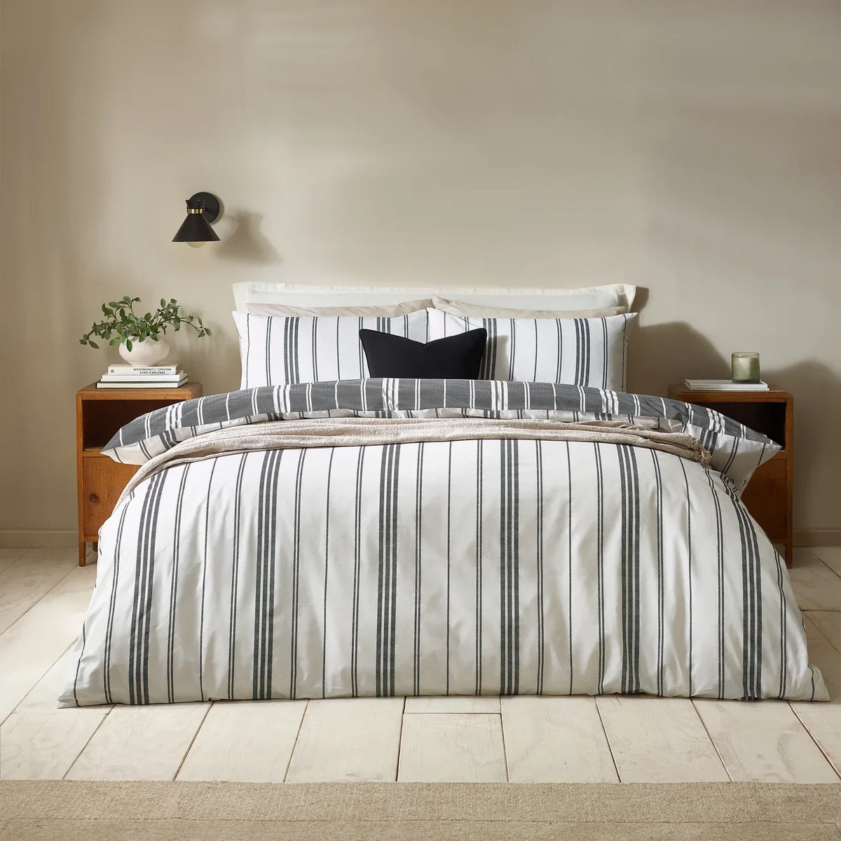 Timeless Stripes: Bedding, Curtains & Cushions