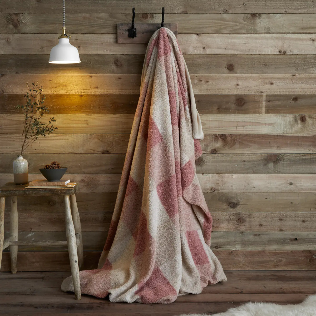 Purple Throws & Blankets