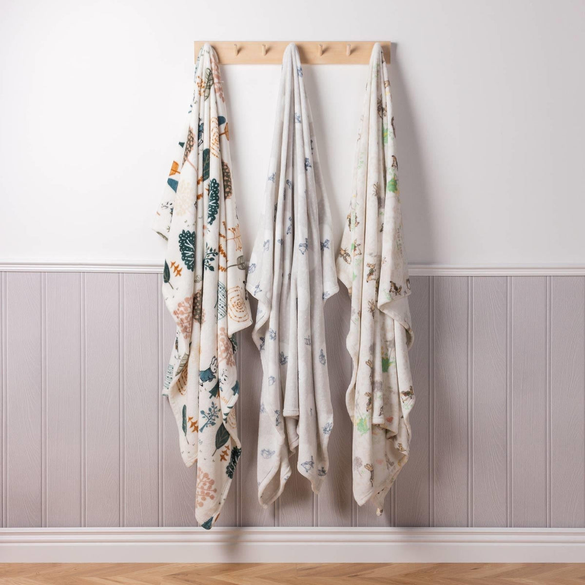 Classic & Traditional Throws & Blankets