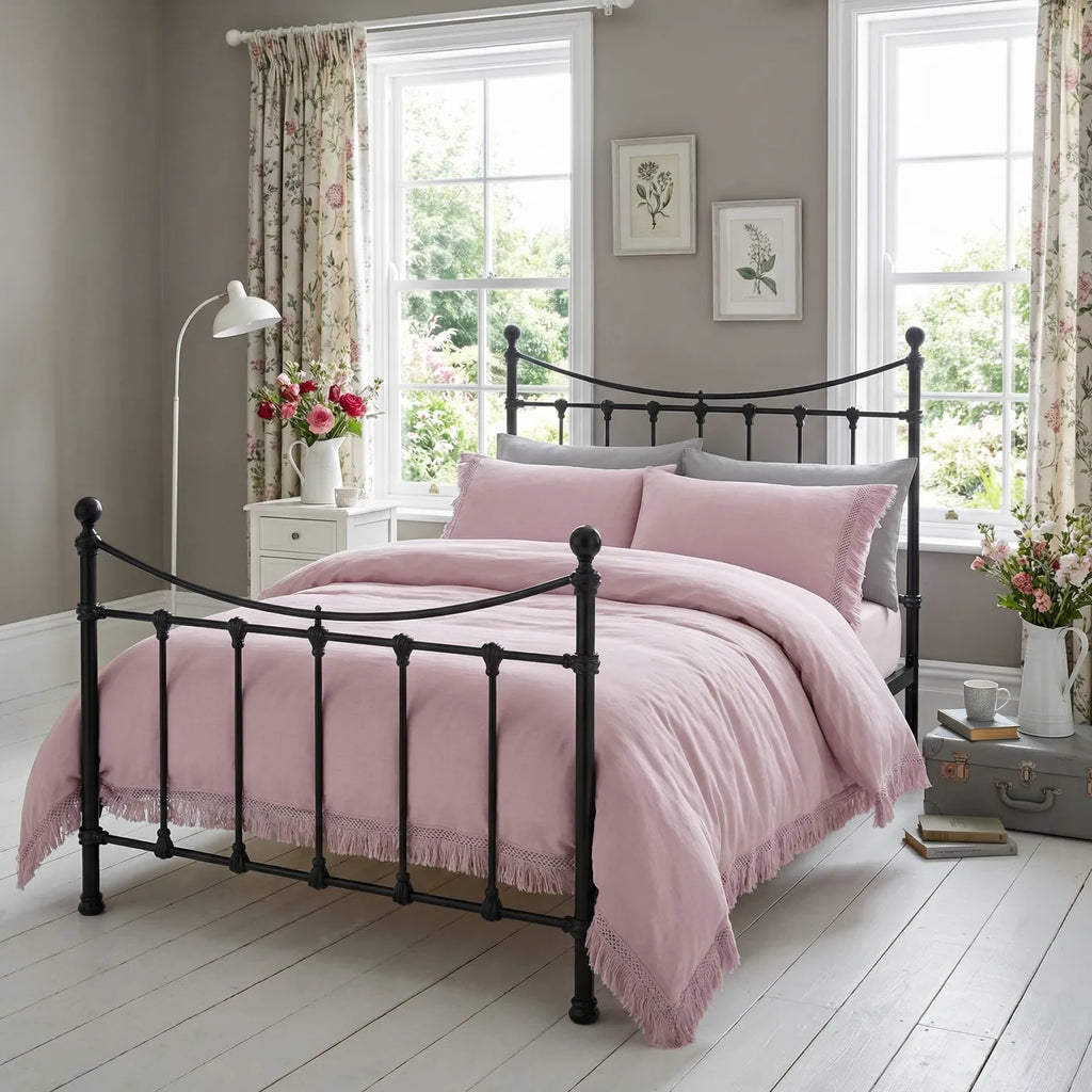 Tia Trellis Duvet Cover Set - Blush image 2