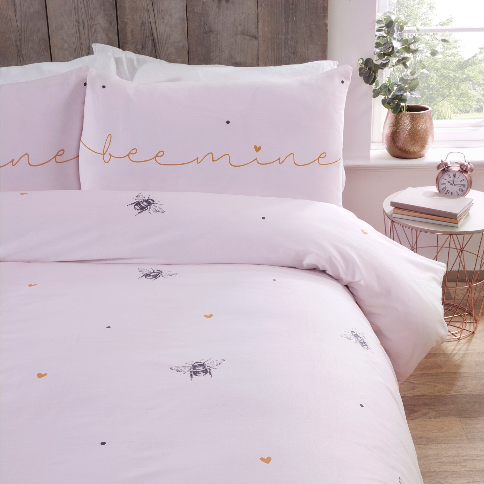 Bee Mine Duvet Cover Set by Rapport Home