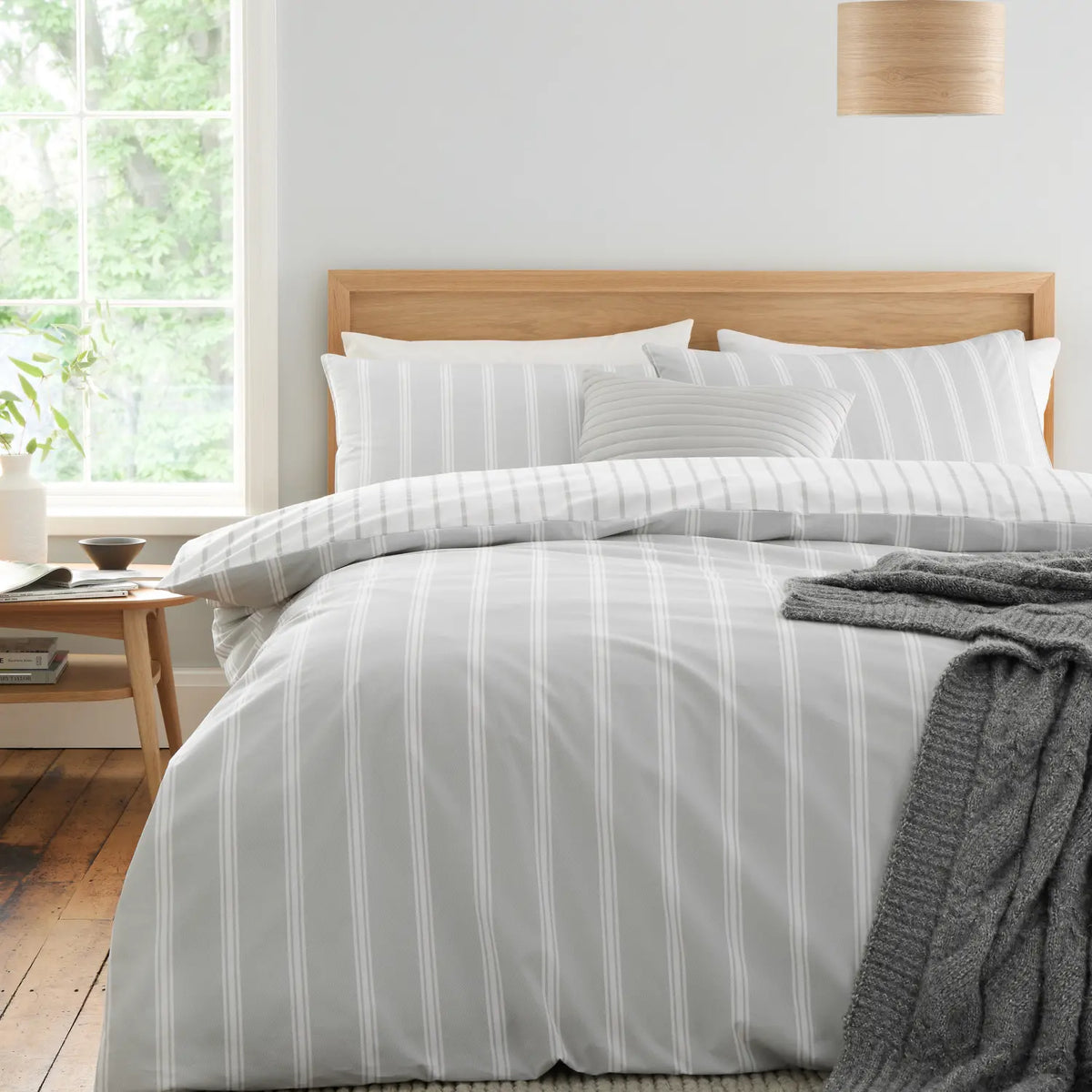 Bianca Ashford Stripe 200 Thread Count 100% Cotton Reversible Duvet Cover Set - Silver image 8