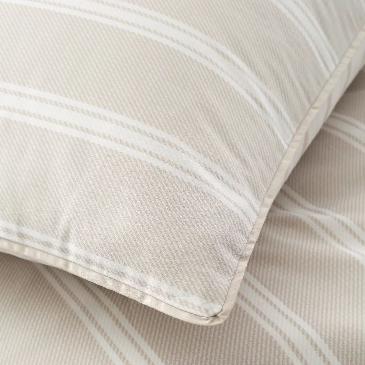 Bianca Ashford Stripe 200 Thread Count 100% Cotton Reversible Duvet Cover Set - Silver image 6