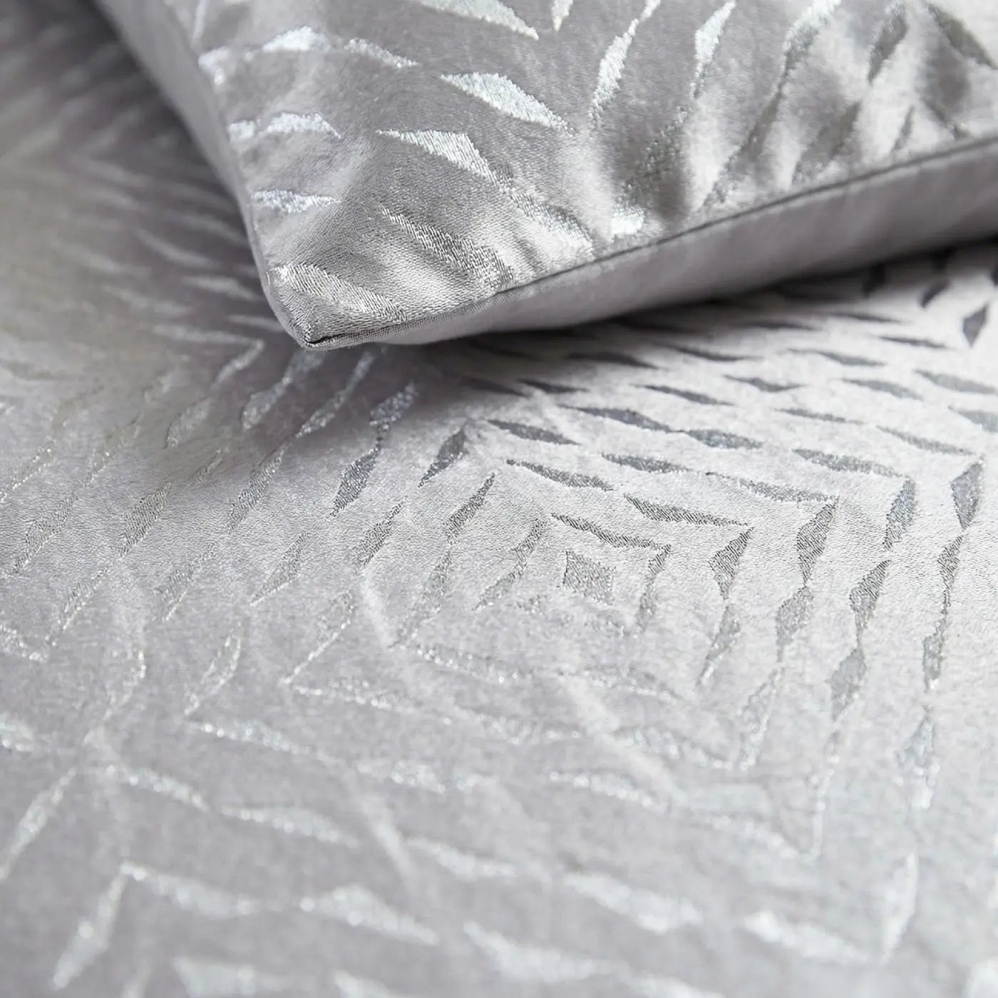 Bellagio Metallic Velvet Duvet Cover Set