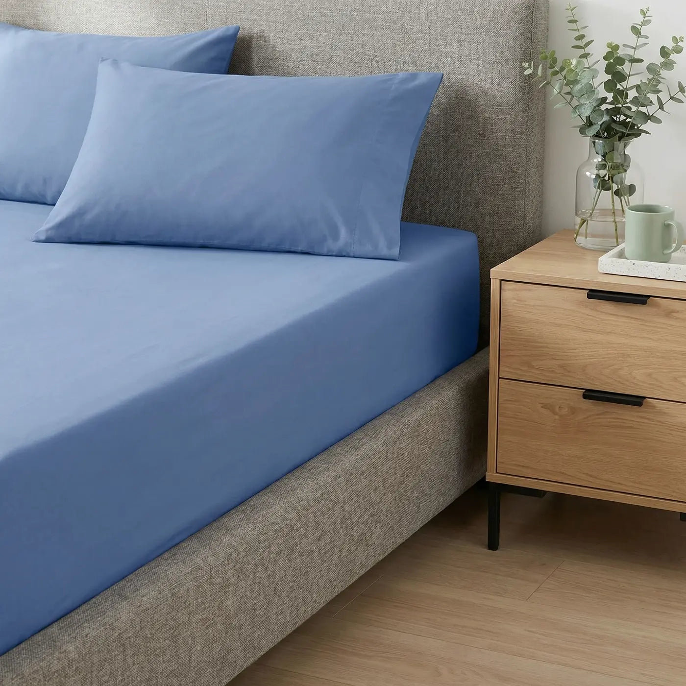 Percale 180 Thread Count Fitted Sheet 25cm Deep