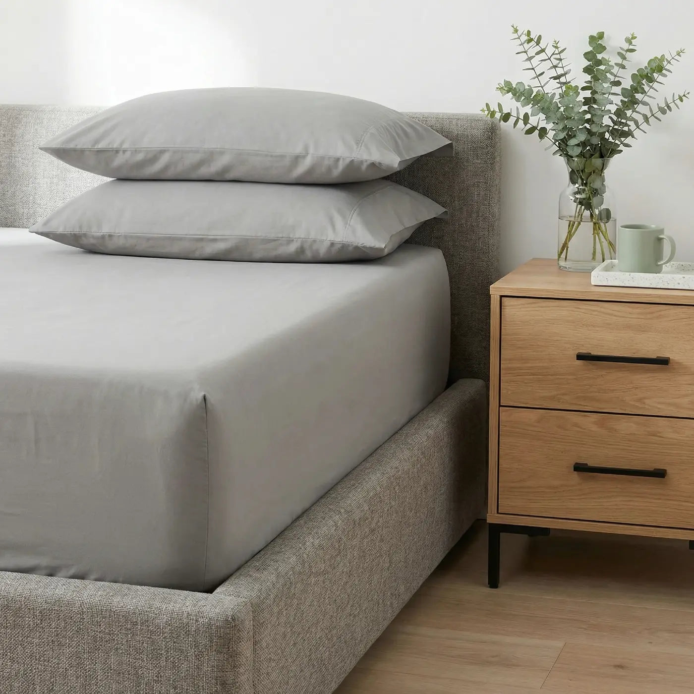 Percale 180 Thread Count Fitted Sheet 25cm Deep