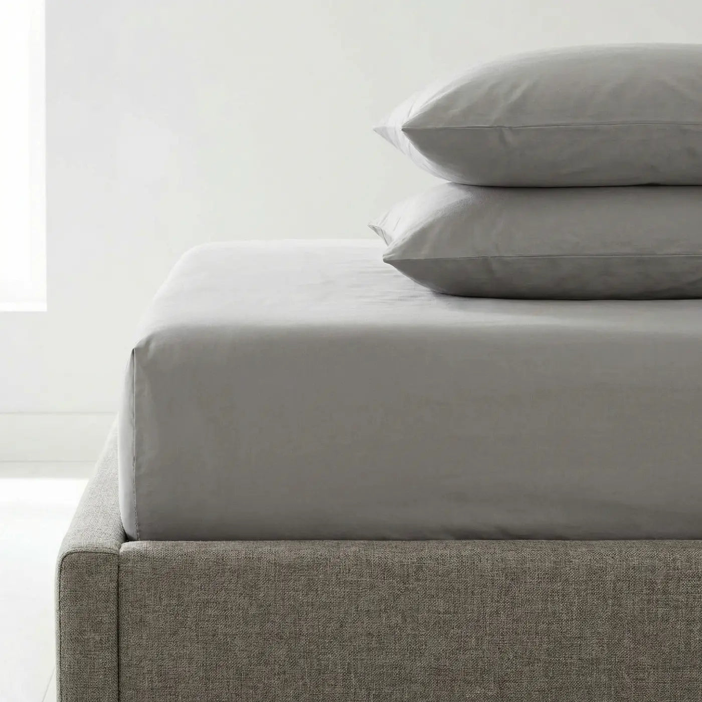 Percale 180 Thread Count Fitted Sheet 25cm Deep