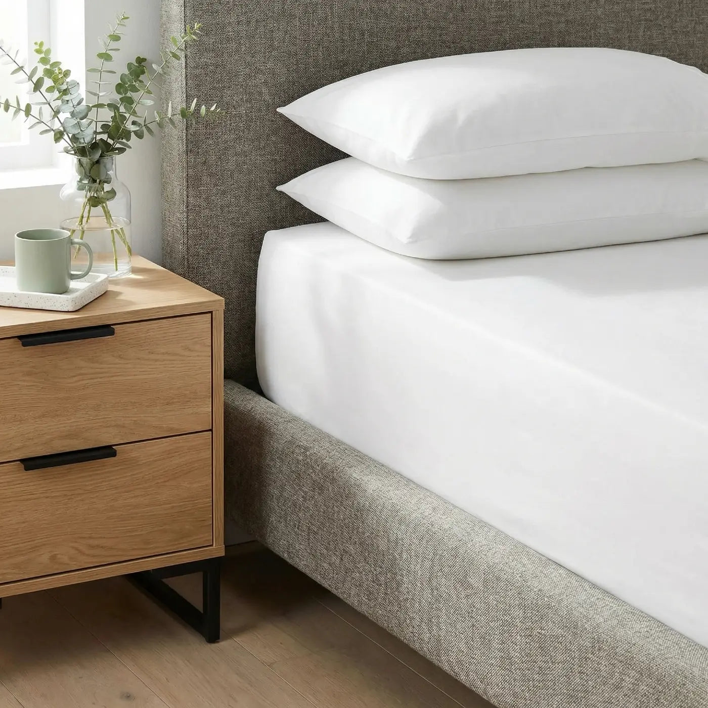Percale 180 Thread Count Fitted Sheet 25cm Deep