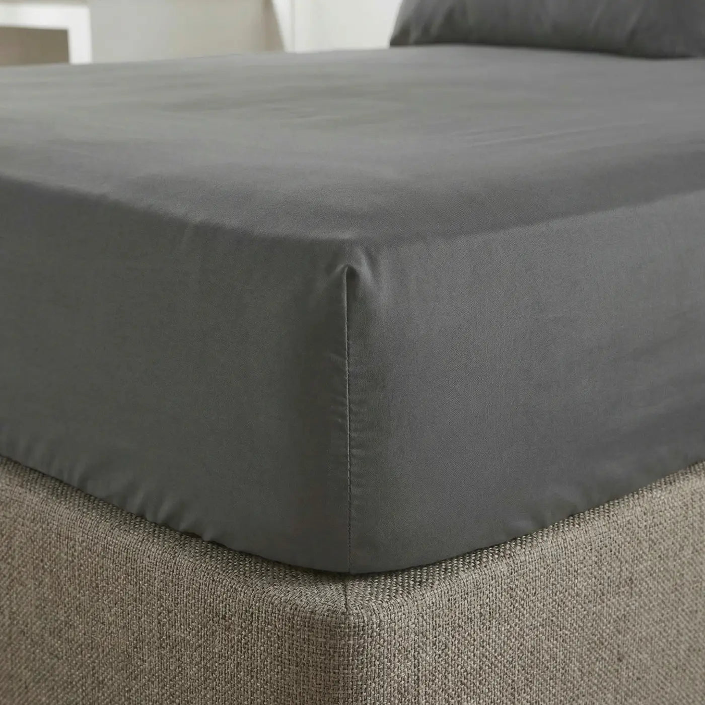 So Soft Microfibre Fitted Sheet 30cm Deep