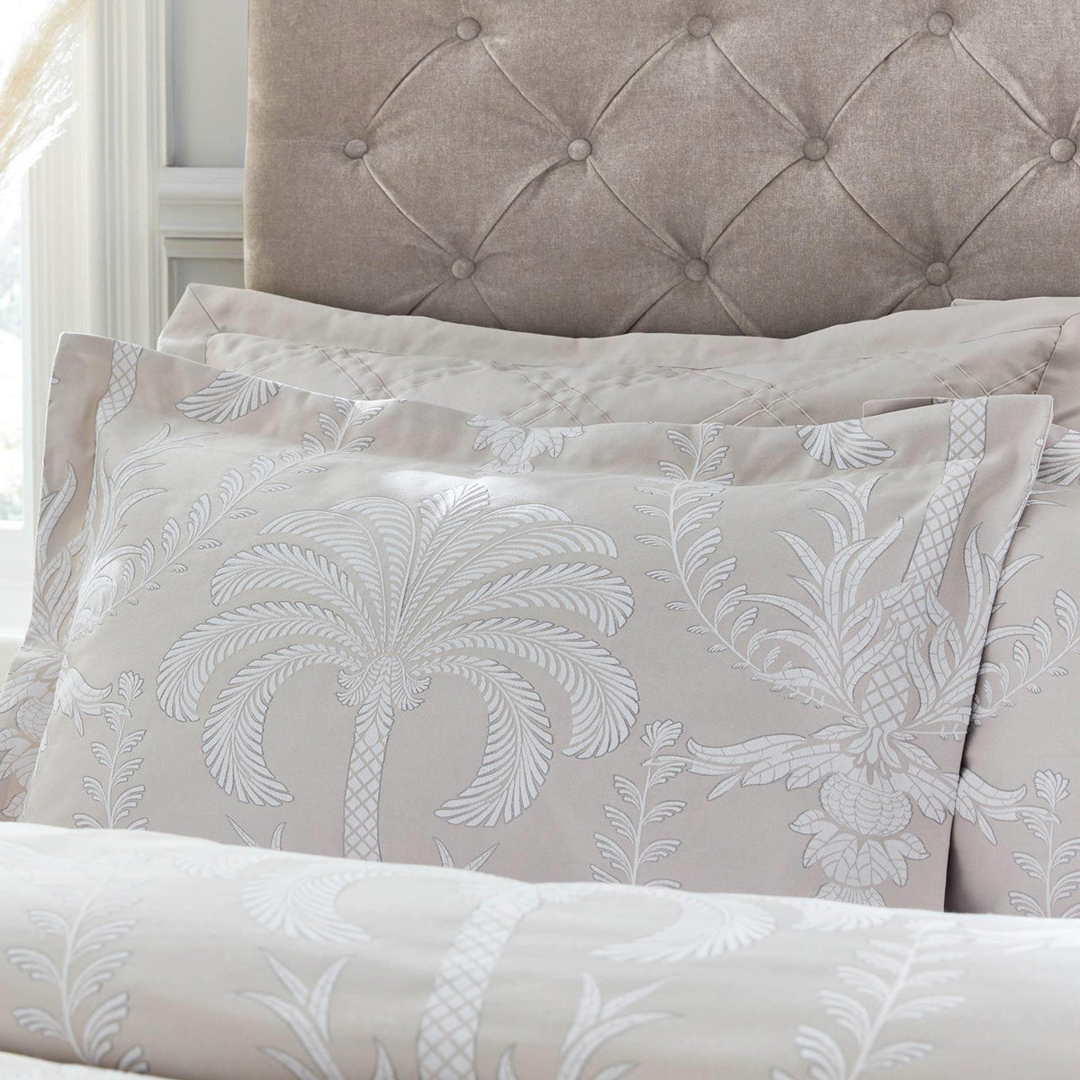 Hyperion Interiors Avalon Jacquard Oxford Pillowcase Pair
