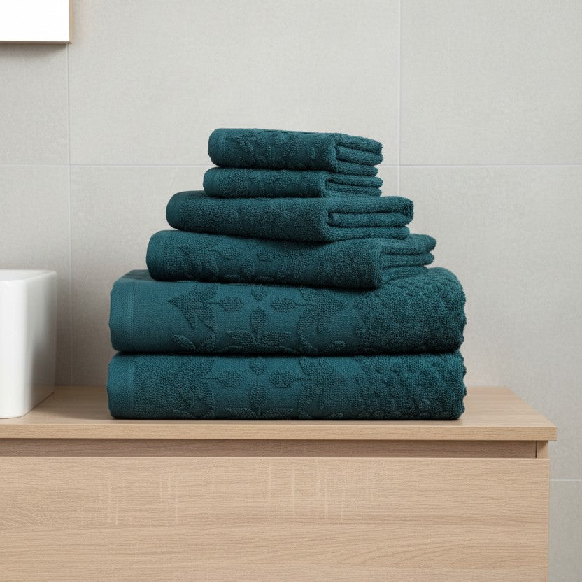 Versailles Jacquard 500gsm Cotton Towels by Rapport Home